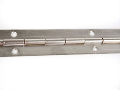 Unifix 101 Continuous Hinge Nickel Plated 32mm X 1.8MBox Of 109Tqicontnp/015 from B&Q