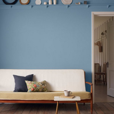 B&Q - . Chalky Matt Emulsion Dearle