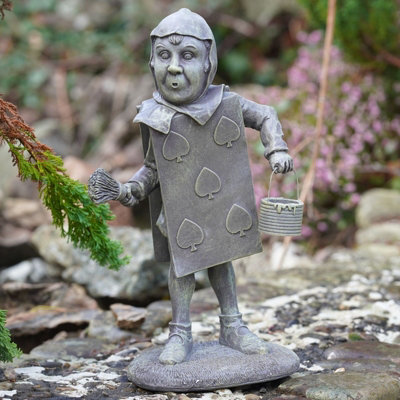 Burgess Knave Of Spades Resin Statue Alice In Wonderland Sculpture Garden Outdoor Decoration Large Home Ornament from B&Q