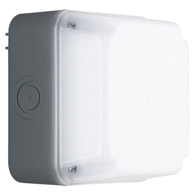Luceco Storm Square Bulkhead LightIp654.5W400Lm4000KWhite from B&Q