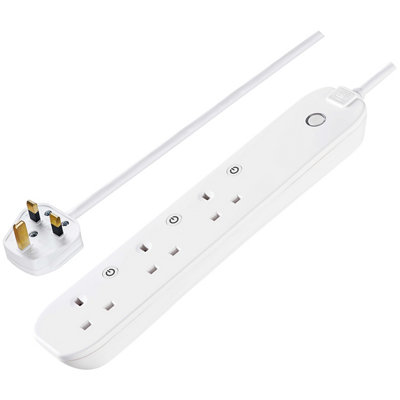 Bg 13A 3 Gang Smart Extension Lead from B&Q