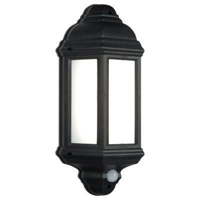 National Lighting Halbury Led Outdoor 7 W Garden Black Half Wall Lantern Pir Motion Sensor Presence Detector Ip 44 Rated from B&Q