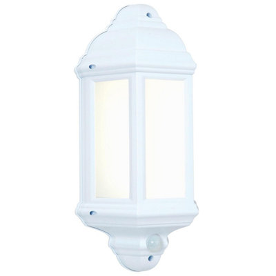 National Lighting Halbury Led Outdoor 7 W Garden White Half Wall Lantern Pir Motion Sensor Presence Detector Ip 44 Rated from B&Q