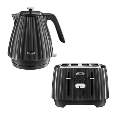 Delonghi Ballerina 1.7L Kettle & 4 Slice Toaster SetBlack from B&Q