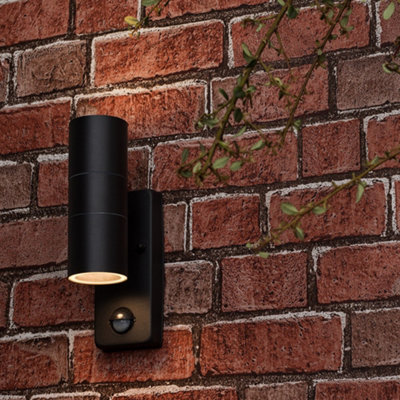 B&Q -  Black Up/down Outdoor Security Wall Light Pir Motion Sensor Detector Ip44 Rated With 2 X 5W Gu10 Cool White Led Bulbs
