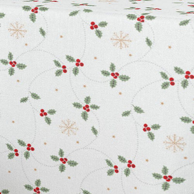 Le Chateau Holly Pack Of 4 Napkins from B&Q