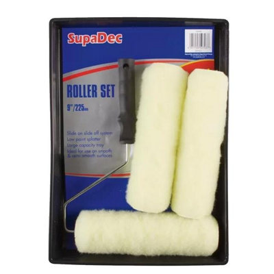 Supadec Roller & Tray Kit 9 Inch225mm3 Polyester RefillsFrame & TrayPaint Roller & Tray Set For Emulsion Paints from B&Q