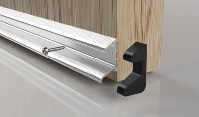 B&Q -  914mm Double Fin Rain DeflectorSilver Finish