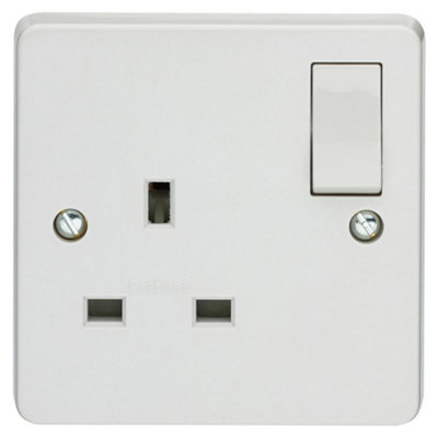 Crabtree 4304 Capital Switch Socket Outlet 1 Gang Sp 13 Amp from B&Q