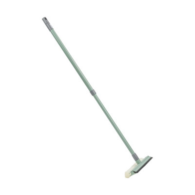 B&Q -  Extendable Sponge Window Cleaner-Green