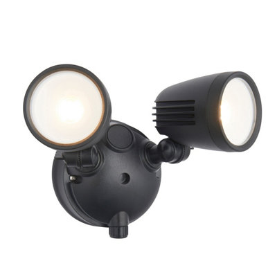 Luminosa Lighting Luminosa Ikonpro Cct 3000K/4000K 35mm Ip67 0.75W Outdoor Spotlight Matt Black Paint from B&Q
