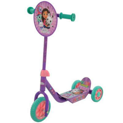 MV Sports Gabby's Dollhouse Deluxe Tri-Scooter from B&Q