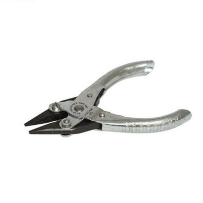 Maun Snipe Nose Smooth Jaws Parallel Plier 125 mm from B&Q