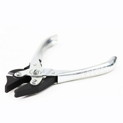 Maun Side Cutter Parallel Plier For Hard Wire 160 mm from B&Q