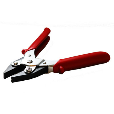 Maun Flat Nose Parallel Plier Comfort Grips 200 mm from B&Q