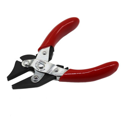 Maun Side Cutter Parallel Plier For Hard Wire Comfort Grips 125 mm from B&Q