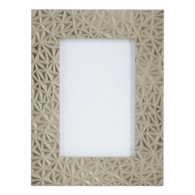 Orsina Prisma Grey High Gloss Photo FrameContemporary Geometric Design With Glossy Finish And 4X6 Display from B&Q