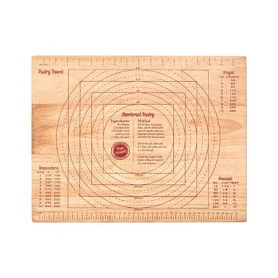 B&Q -  Rubberwood Pastry BoardDurable Wooden Pastry Board With Measurement Guides