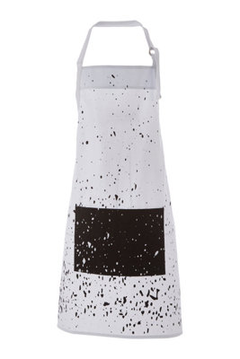 Orsina ApronCozy Scandinavian Pattern With Adjustable Neck And Waist TiesProtects Clothing During Cooking from B&Q