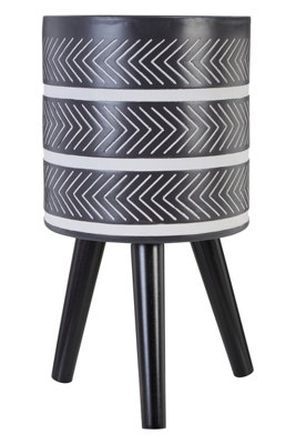 Orsina Darnell Large Chevron Planter from B&Q