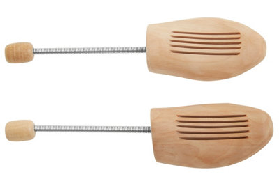 Orsina Kata Wooden Men Shoe Shapers from B&Q