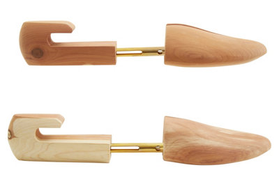 Orsina Kata D Sparrow Cedar Wooden Men Shoe Shapers from B&Q