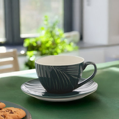 B&Q -  Dark Green Cup & Saucer With Botanical Embossed Detailing,2-Piece Set For Tea,saucer & Cup With Tapered Base
