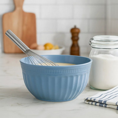 Orsina Versatile Medium Blue Mixing BowlDurable Mixing BowlSpacious Lightweight Rounded Serving Salad Bowl from B&Q