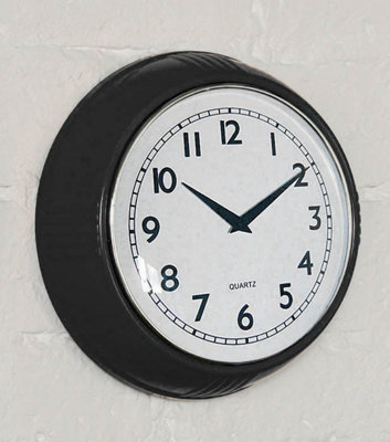 Orsina Kitchen Clock Black Retro Boston from B&Q