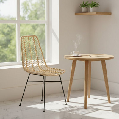 Orsina Sleek Brown Rattan Chair With Black Metal LegsRattan Dining ChairHand-Woven Rattan Lounge Chair from B&Q
