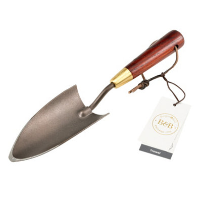 B&Q -  Brown Trowel