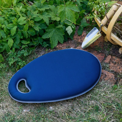 Shop garden kneelers.