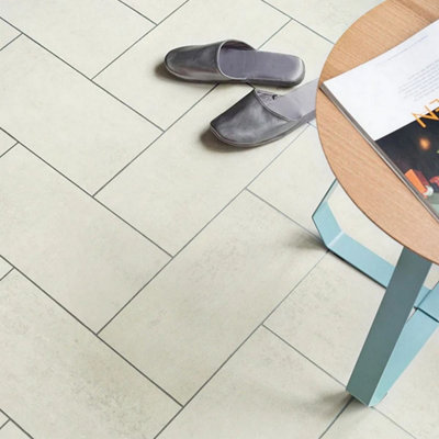 502 Bilbao Stone Effect with High Floor Grip Lino Flooring