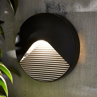 B&Q -  Crafter Fixed Matt Anthracite Charcoal Effect Mains-Powered Integrated Led Outdoor Brick On/off Wall Light 180Lm (Dia)13Cm