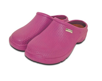 Town & Country Garden ,clogs Outdoor/indoor Shoes.  Raspberry. Size 6 from B&Q