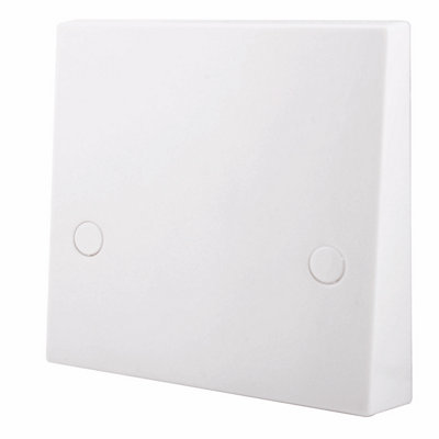 Bg 45A 1 Gang Raised Square Profile Unswitched Cooker Connection Unit Gloss White from B&Q