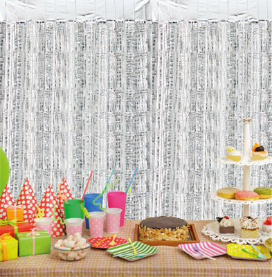 Netagon Cheetah Metallic Party Event Photo Backdrop Tinsel Curtain 2.5M X 1M Silver from B&Q