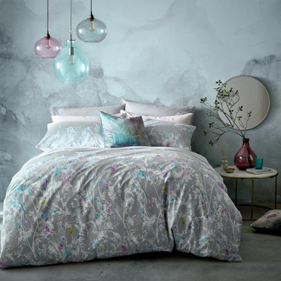 Voyage Maison Fenadina Floral Duvet Cover Bedding Pillowcases. from B&Q