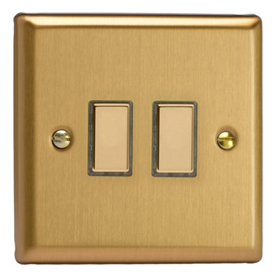 Varilight Double V-Pro Multi-Point Companion ControllerClassic Brushed Brass With Polished Brass ButtonsJbes002 from B&Q