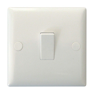Varilight Xo1W Rocker Switches 1-Gang from B&Q