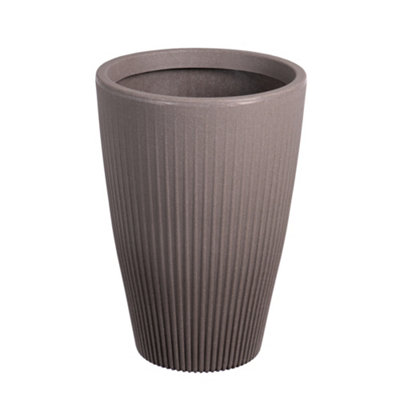 B&Q -  Pacific Cappuccino Scallop Plastic Resin Plant Pot (Dia) 33Cm(H)48Cm