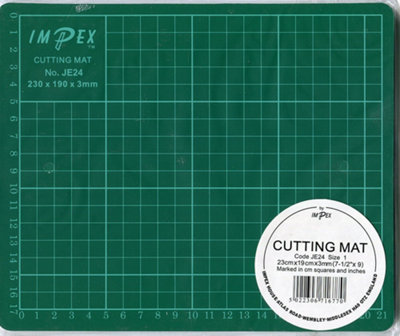 B&Q -  Cutting Mat 90X60CmCutting Mat: Extra Large (1)Trimits