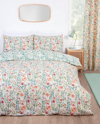 B&Q -  Amaryllis Floral Duvet Cover Set
