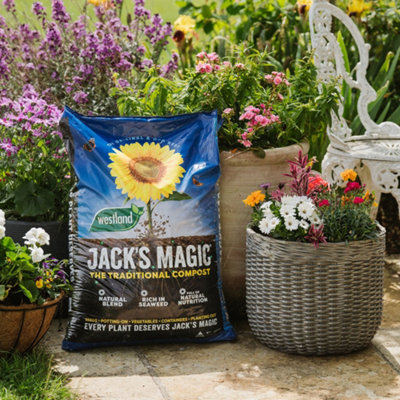 B&Q -  Jack's Magic All-Purpose Compost 50LSeaweed-Enriched Multi-Purpose Mix