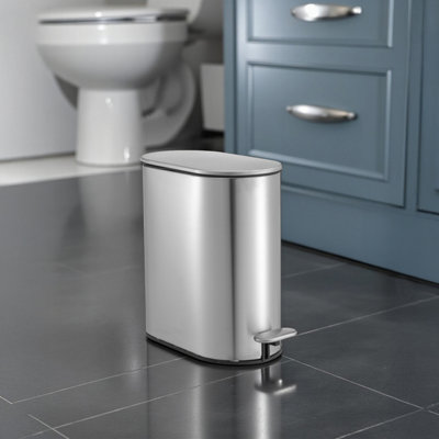 Showerdrape Fortuna 5L Soft Close Bathroom Pedal Bin Satin Silver from B&Q