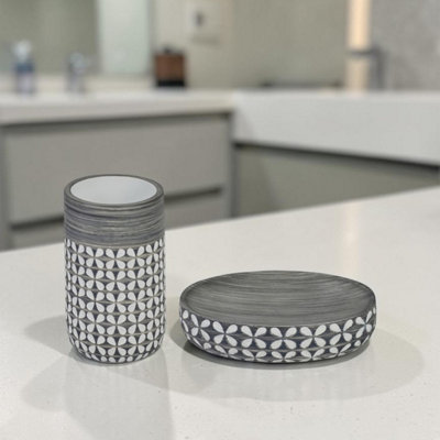 Showerdrape Ravello Bathroom Accessory SetSoap Dish & Tumbler from B&Q