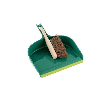B&Q -  Outdoor Dustpan And Brush