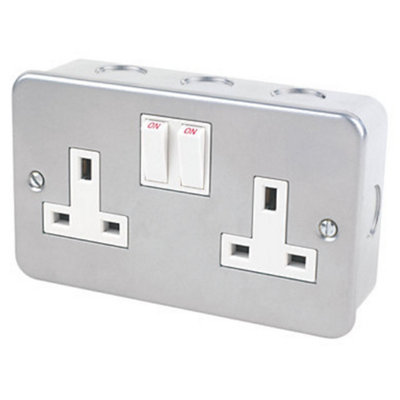 Selectric Lg9098mb Metalclad Switch Socket 13 Amp - 2 Gang Sp