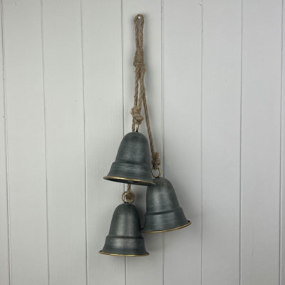  - Satchville Metal Hanging Bells
