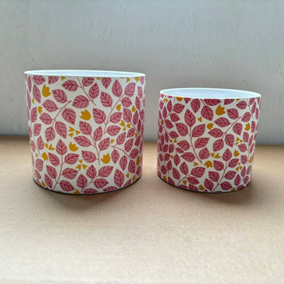 Satchville Ceramic Pink Leaf Pot from B&Q